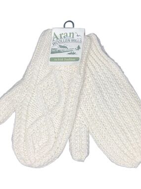 Aran Woollen Mills Irish Knit Mittens Womens Small Ivory NWT Cable Knit Gloves